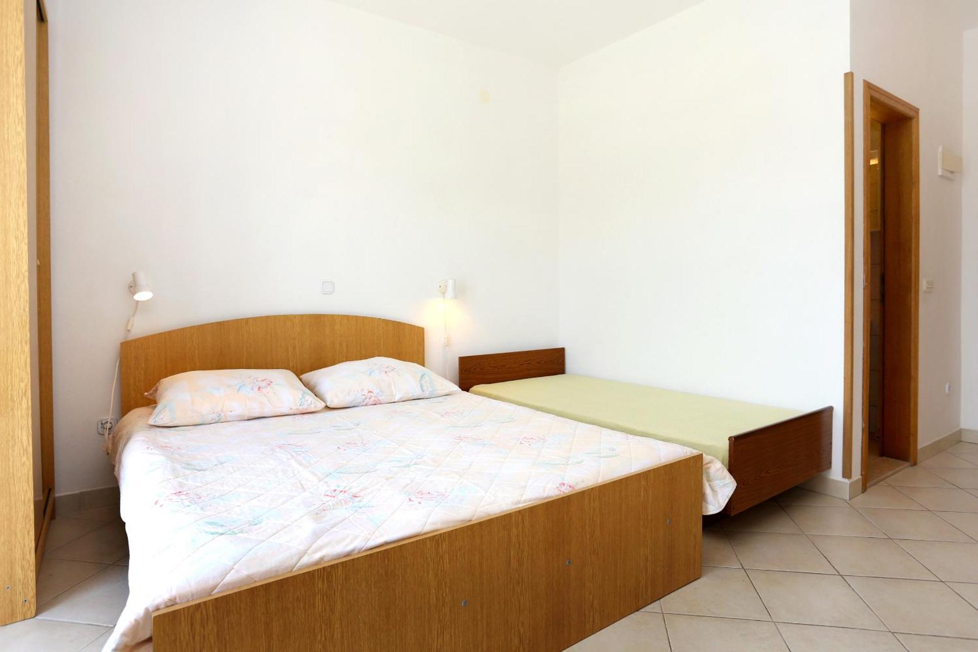 Apartments By The Sea Drace, Peljesac - 10127 Rom bilde